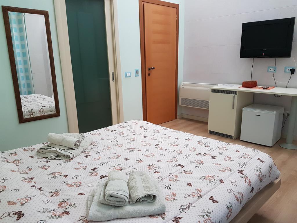 Bed and Breakfast Marina Poetto Кальярі Екстер'єр фото