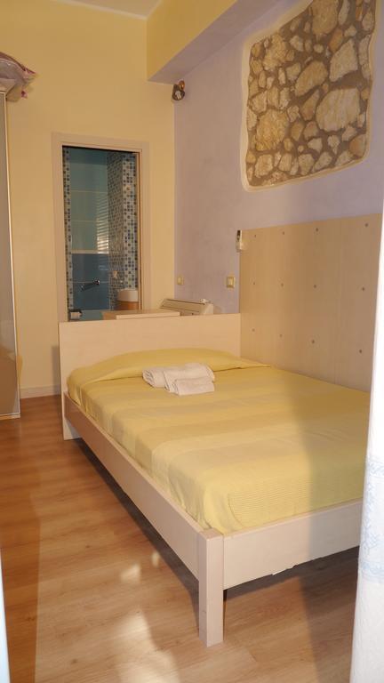 Bed and Breakfast Marina Poetto Кальярі Екстер'єр фото